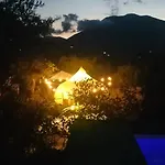 Malibu ' Glamping