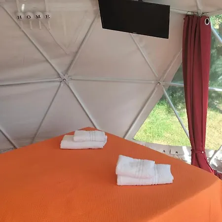 Malibu ' * Lauria Inferiore