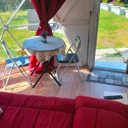Luxury tent Malibu ' *