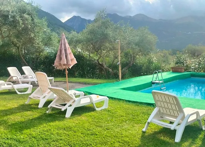 Malibu ' Glamping Lauria Inferiore